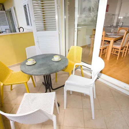 Lamija Apartment Makarska